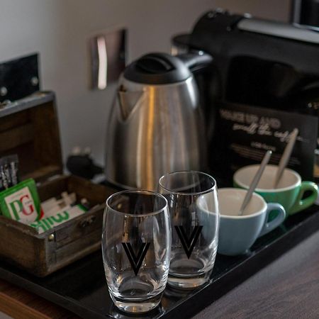 Village Hotel باسينغستوك المظهر الخارجي الصورة